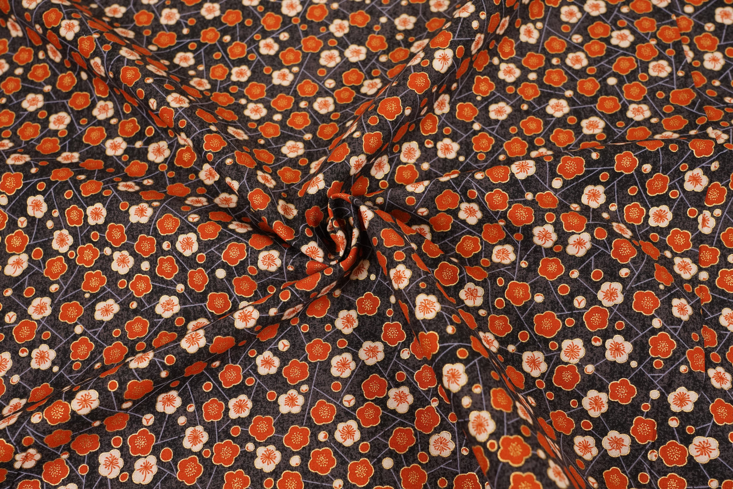 Hana - Fiori di Prugno - Nero