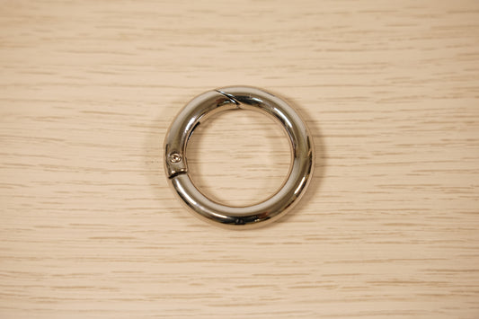 Moschettone ad Anello in Metallo