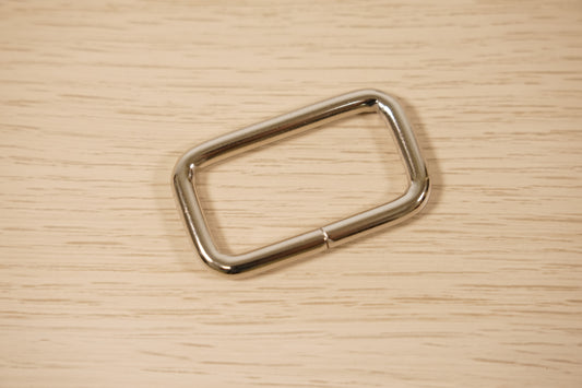 Anello Rettangolare in Metallo