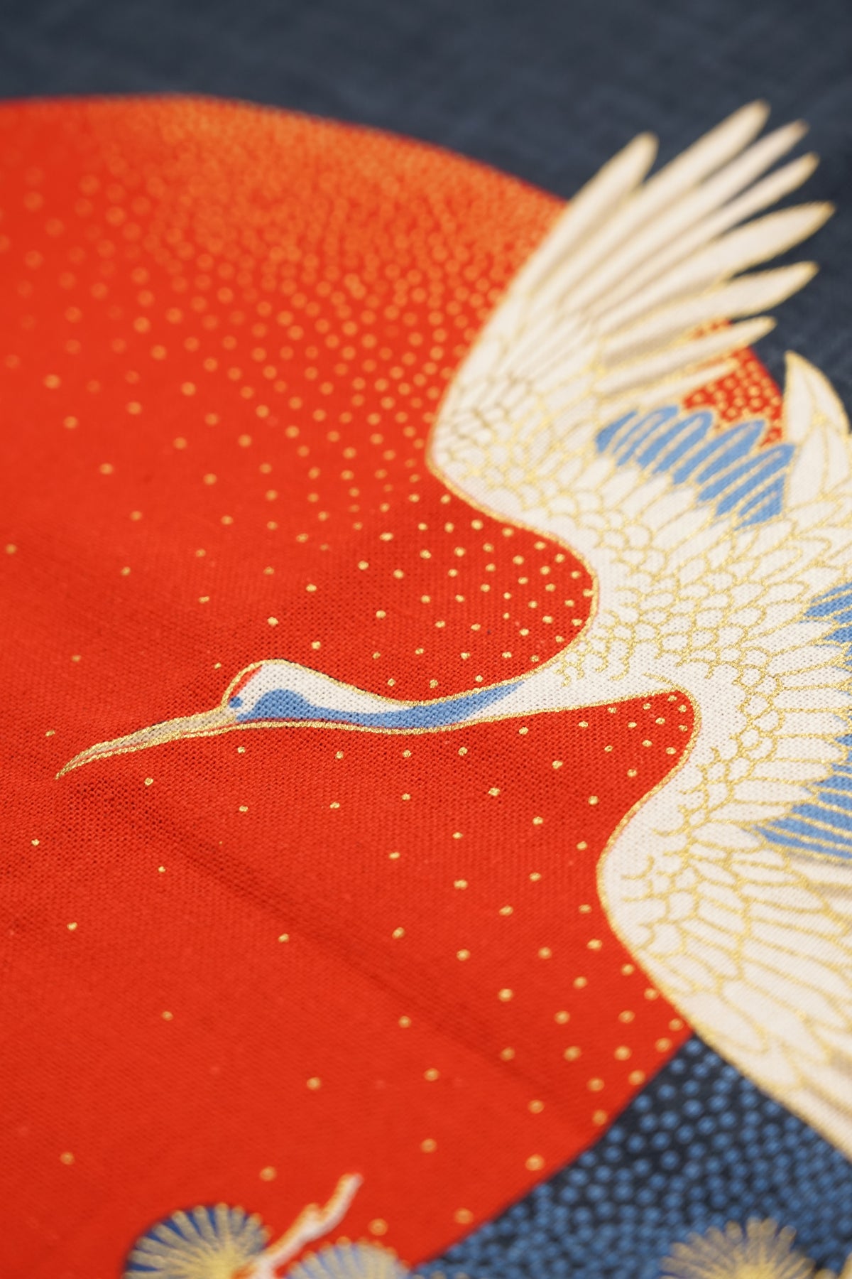 Muraito Tapestry – Gru & Sole